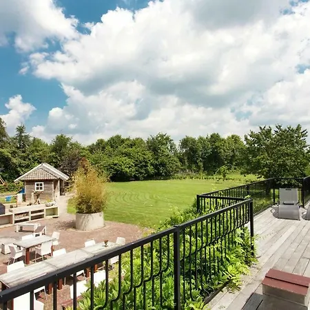 Guesthouse De Heide * Oeffelt